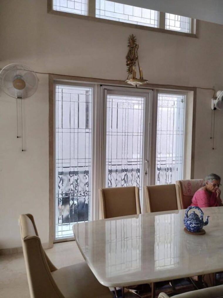 Living Room, lanco-infrastructure-hanging-gardens-villas 5 Bedroom 5800 Sq.Ft. Villa In Manikonda Hyderabad 10640587