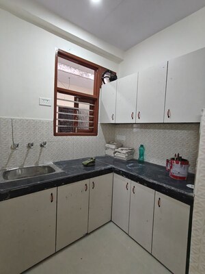 Kitchen in 1 RK Builder Floor at Mayur Vihar 1 – for Rent