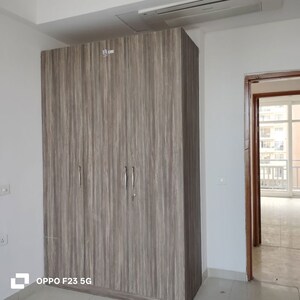 Building Lobby in 3.5 BHK Apartment at SS The Leaf, Sector 85 – for Rent