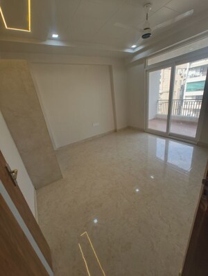 Room in 4 BHK Apartment at MRG Altura, Narayanpuri – for Rent
