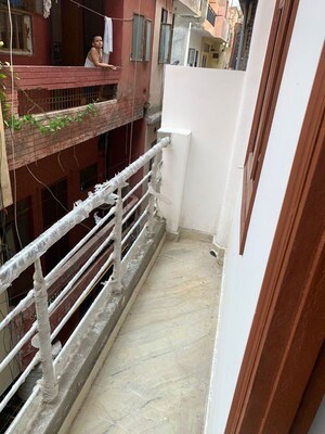 1 BHK Independent House For Rent in Sarita Vihar