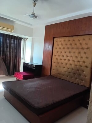 Bedroom in 2 BHK Apartment at Basera CHS Vashi, Vashi Sector 17 – for Rent
