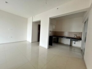 Room in 2 BHK Apartment at Mantra Monarch, Balewadi – for Rent