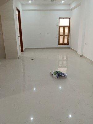 2 BHK Apartment For Rent in Ansal Plaza Sector-23, Sector 23