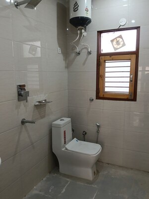 Bathroom in 2 BHK Apartment at Ansal Plaza Sector-23, Sector 23 – for Rent
