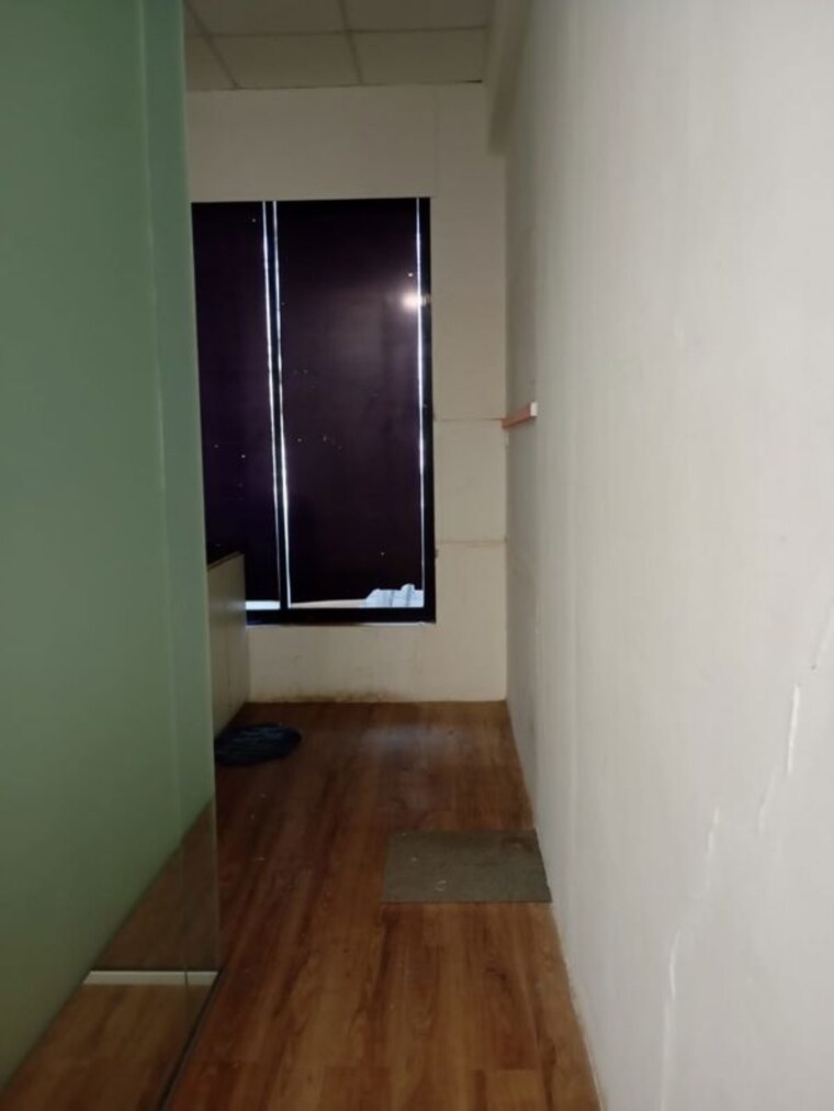 Room, real-tech-park Commercial Office Space 800 Sq.Ft. In Vashi Sector 30a Navi Mumbai 10725339