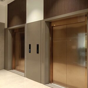 Lift in  Office Space in IT/SEZ at Soham Raga Times Square, Ulhasnagar – for Sale