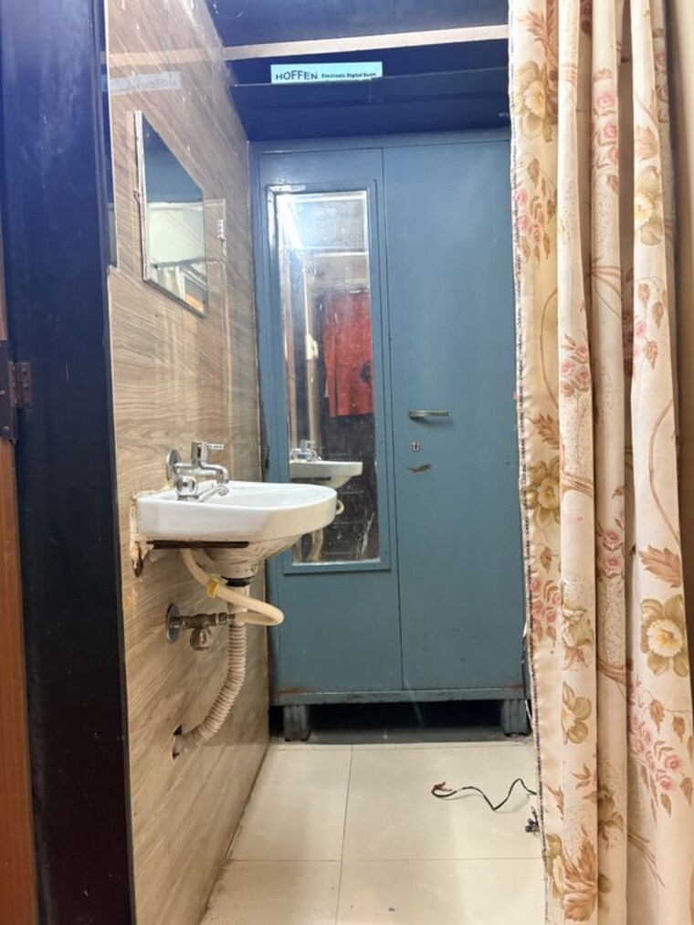 Attached Bathroom, parmar nagar 1 Bedroom 600 Sq.Ft. Apartment In Parmar Nagar Pune 10725366