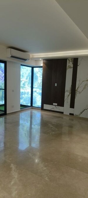 Room in 3 BHK Apartment at Emaar Serenity Hills, Sector 86 – for Rent