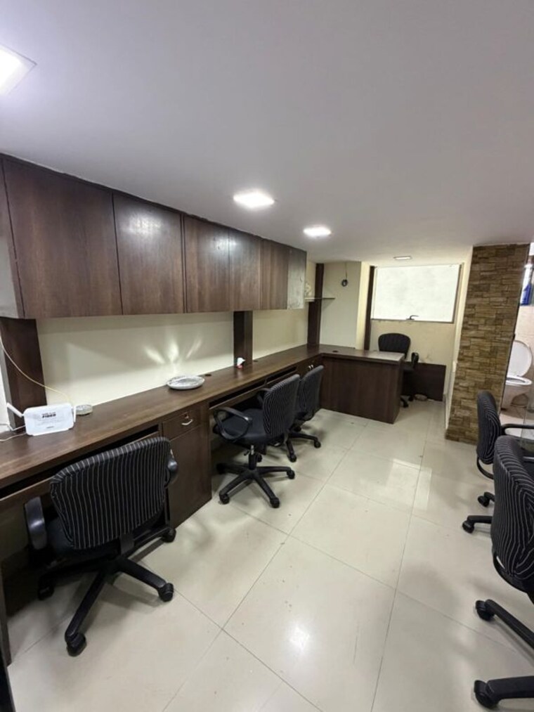 Team Area, haware-fantasia Commercial Office Space 707 Sq.Ft. In Vashi Sector 28 Navi Mumbai 10725439