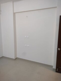 3 BHK Apartment For Rent in Prateek Grand City