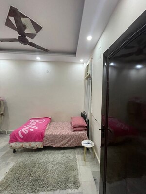 Bedroom in 1 RK Apartment at Saket – for Rent