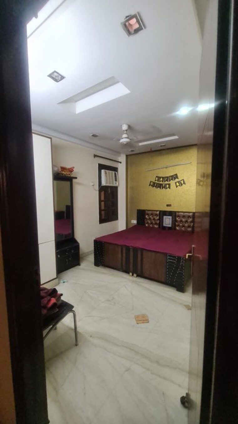 Bedroom, naraina 3 Bedroom 125 Sq.Yd. Builder Floor In Naraina Delhi 10725524