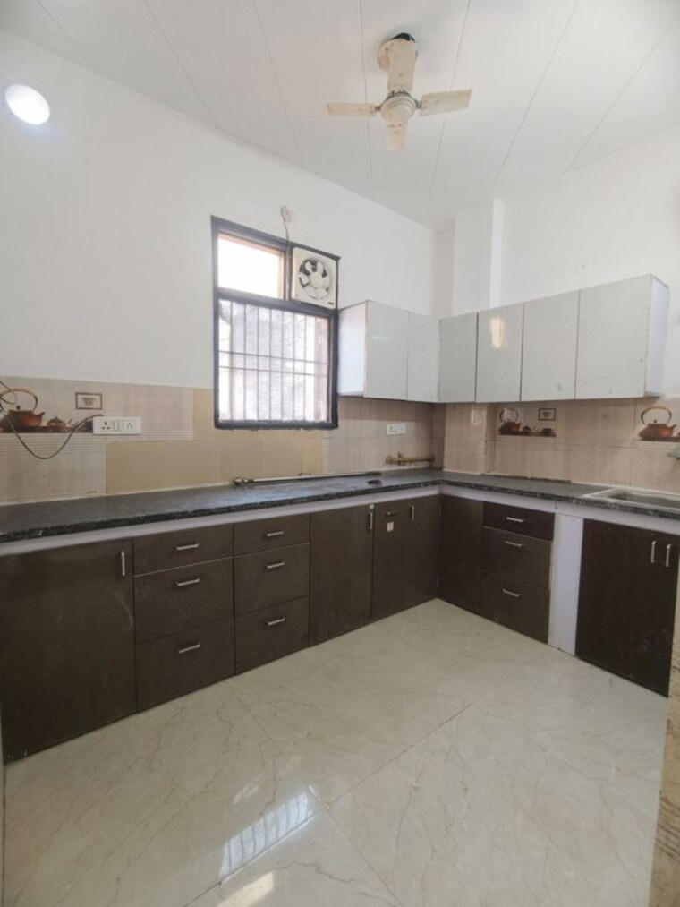 Kitchen, chattarpur 3 Bedroom 1200 Sq.Ft. Builder Floor In Chattarpur Delhi 10725521
