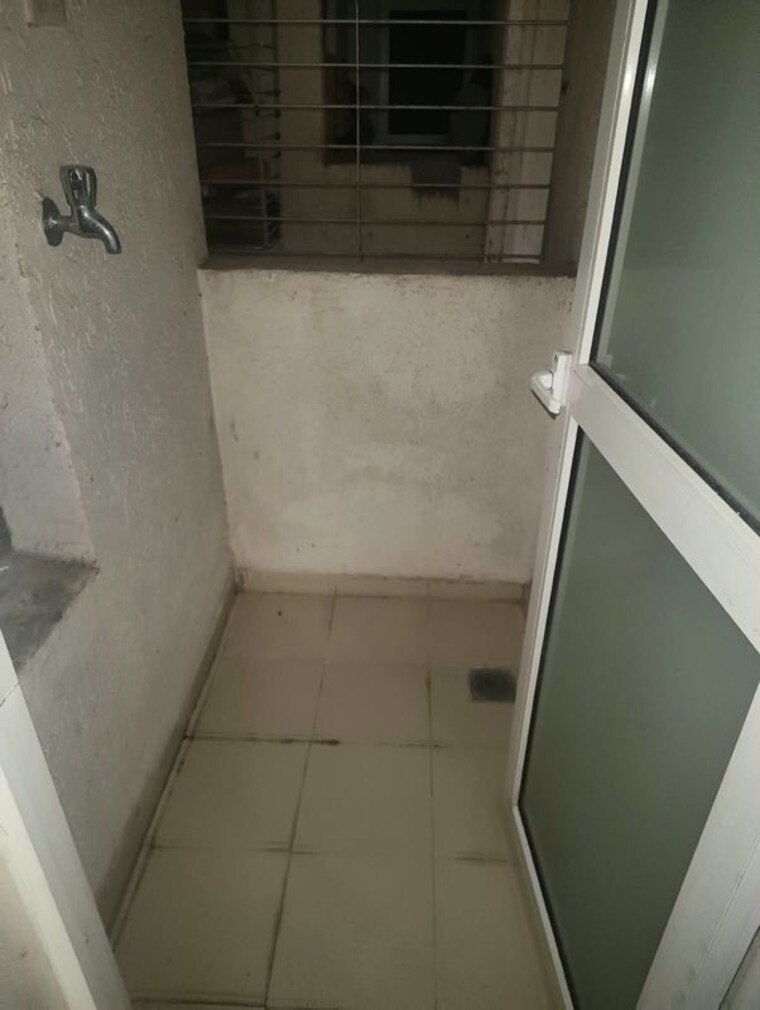 Balcony, lodha-amara 1 Bedroom 453 Sq.Ft. Apartment In Kolshet Road Thane 10725570