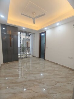 2 BHK +Builder Floor For Sale in Chattarpur