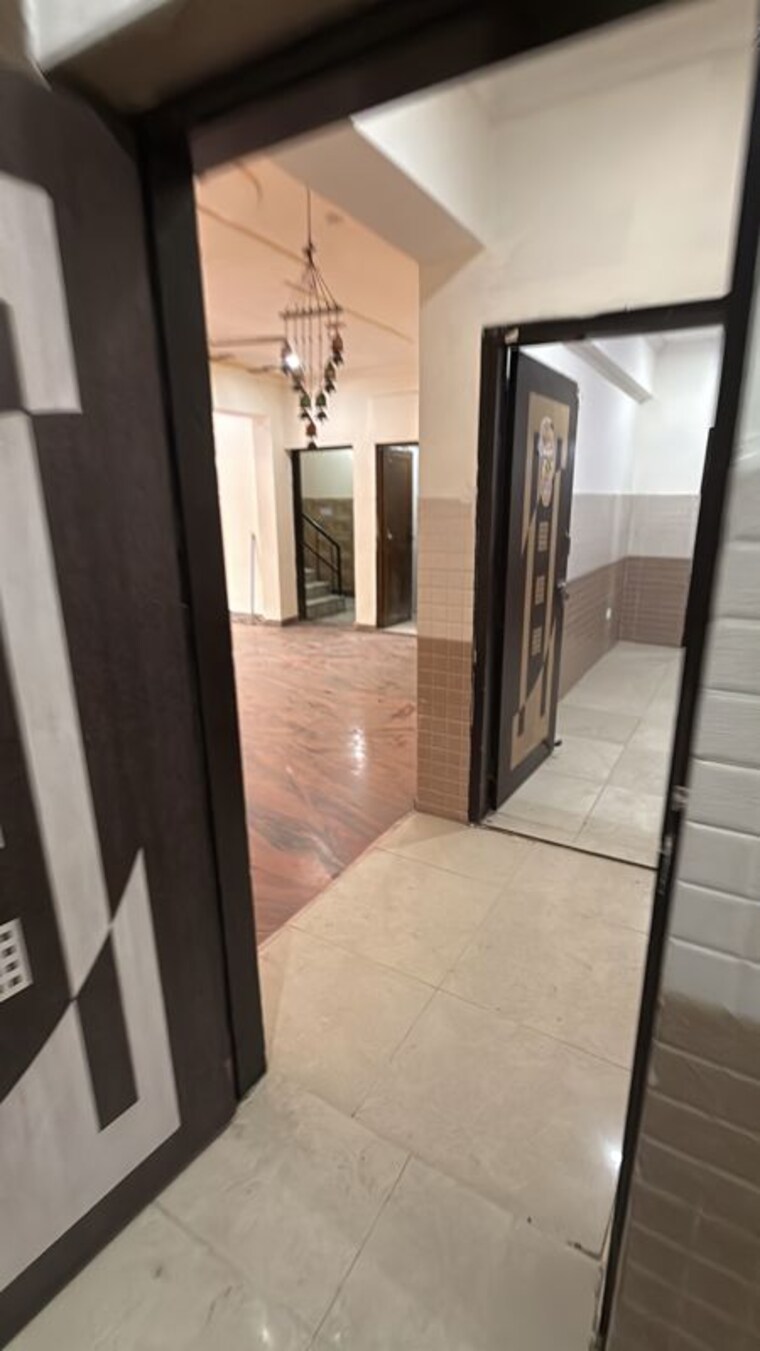 Balcony, sector 44 5 Bedroom 2583 Sq.Ft. Independent House In Sector 44 Noida 10725600