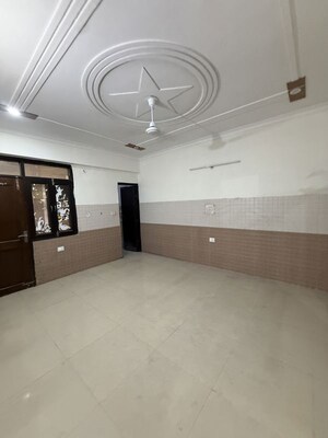 Bathroom in 5 BHK Independent House at Sector 44 – for Rent