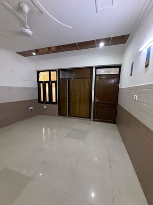 Staircase in 5 BHK Independent House at Sector 44 – for Rent