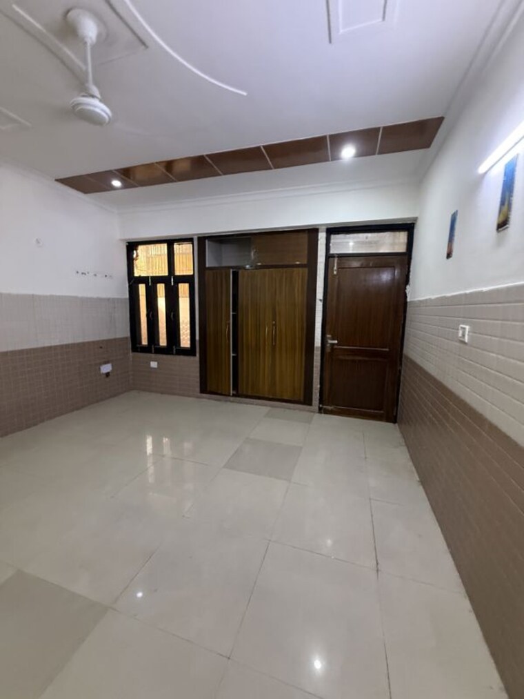 undefined, sector 44 5 Bedroom 2583 Sq.Ft. Independent House In Sector 44 Noida 10725600