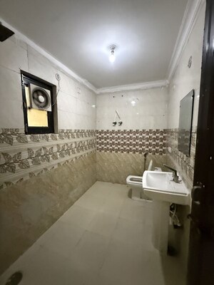 Building Lobby in 5 BHK Independent House at Sector 44 – for Rent