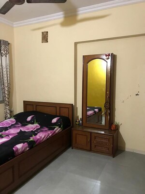 Bedroom in 1 BHK Apartment at Chembur – for Sale