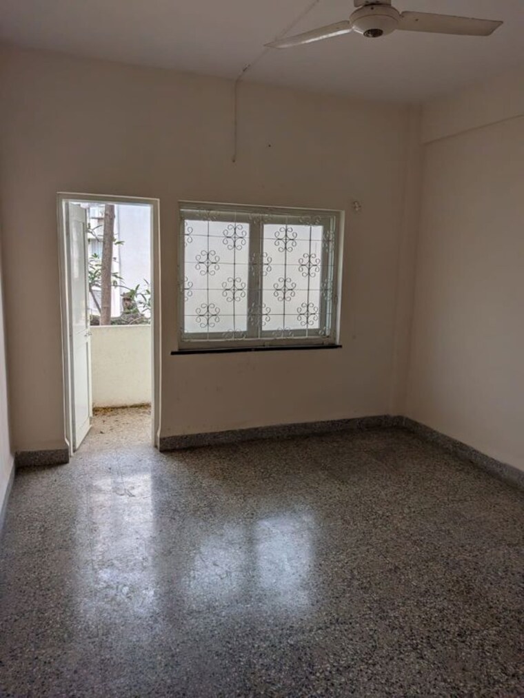 Room, yerawada 2 Bedroom 1100 Sq.Ft. Apartment In Yerawada Pune 10725634