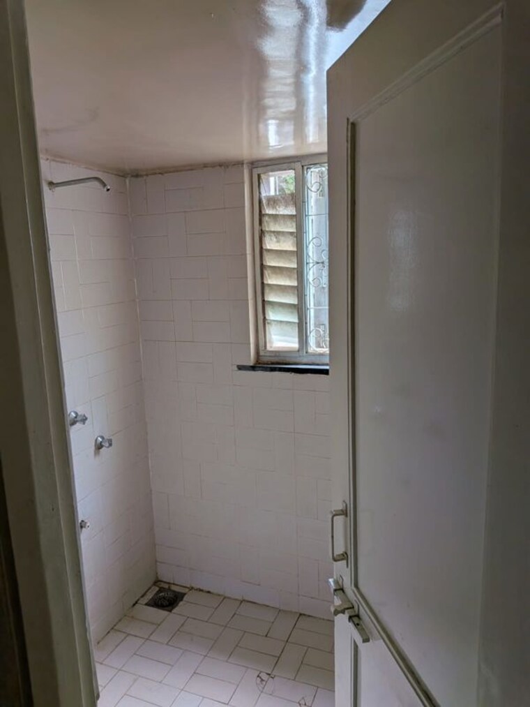Bathroom, yerawada 2 Bedroom 1100 Sq.Ft. Apartment In Yerawada Pune 10725634