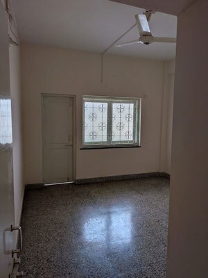 Room in 2 BHK Apartment at Yerawada – for Rent