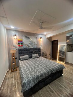 1 Rk+Builder Floor For Rent in Saket