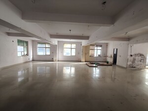  Warehouse For Rent in Sector 63