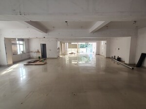 Parking in  Warehouse at Sector 63 – for Rent