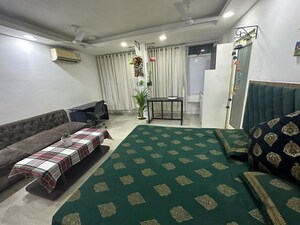 Bedroom in Studio Apartment at South Extension – for Rent