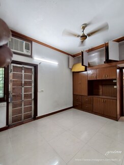 3 BHK Builder Floor For Rent in East Of Kailash