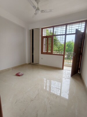 Room in 2 BHK Builder Floor at Chattarpur – for Rent