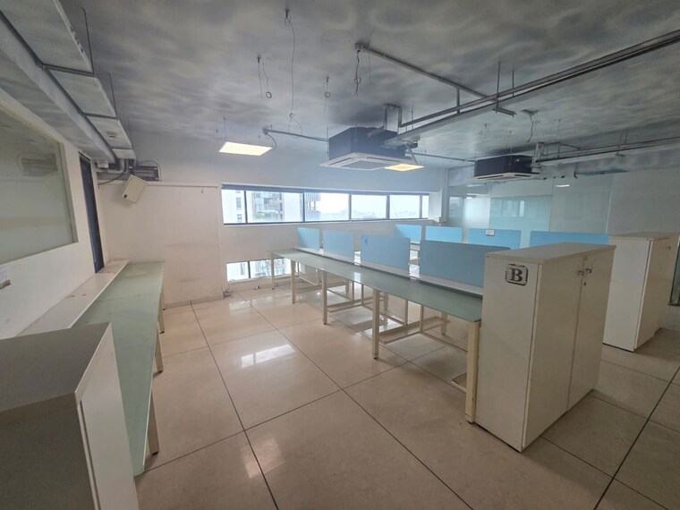Team Area, ambli Commercial Office Space 8690 Sq.Ft. In Ambli Ahmedabad 10725690