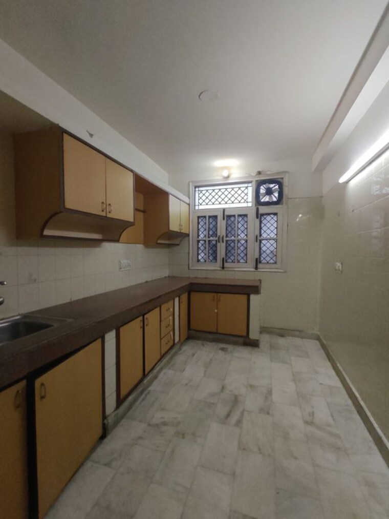Kitchen, cghs-society-apartment 3 Bedroom 1533 Sq.Ft. Apartment In Sector 43 Gurgaon 10725746