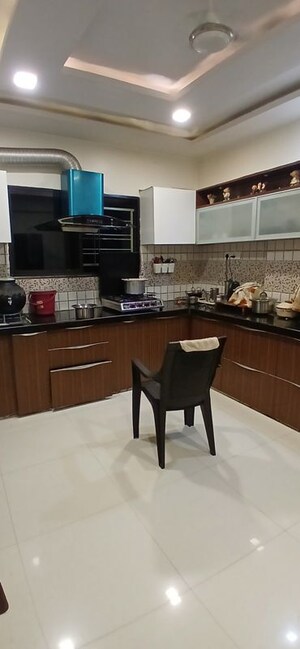Staircase in 4 BHK Apartment at Wardha rd – for Rent