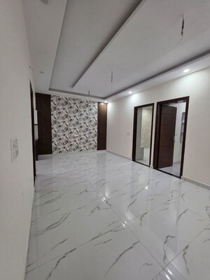 Room in 3.5 BHK Builder Floor at Dhakoli – for Sale