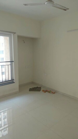 1 BHK Apartment For Rent in Raymond Ten X Habitat, Pokhran Road No Two