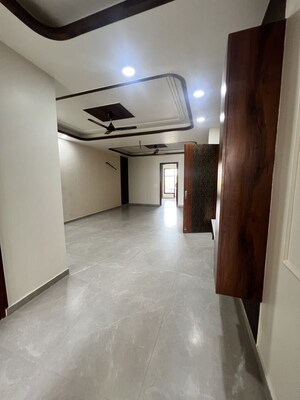 Kitchen in 3 BHK Builder Floor at BPTP District 3, Sector 85 – for Sale