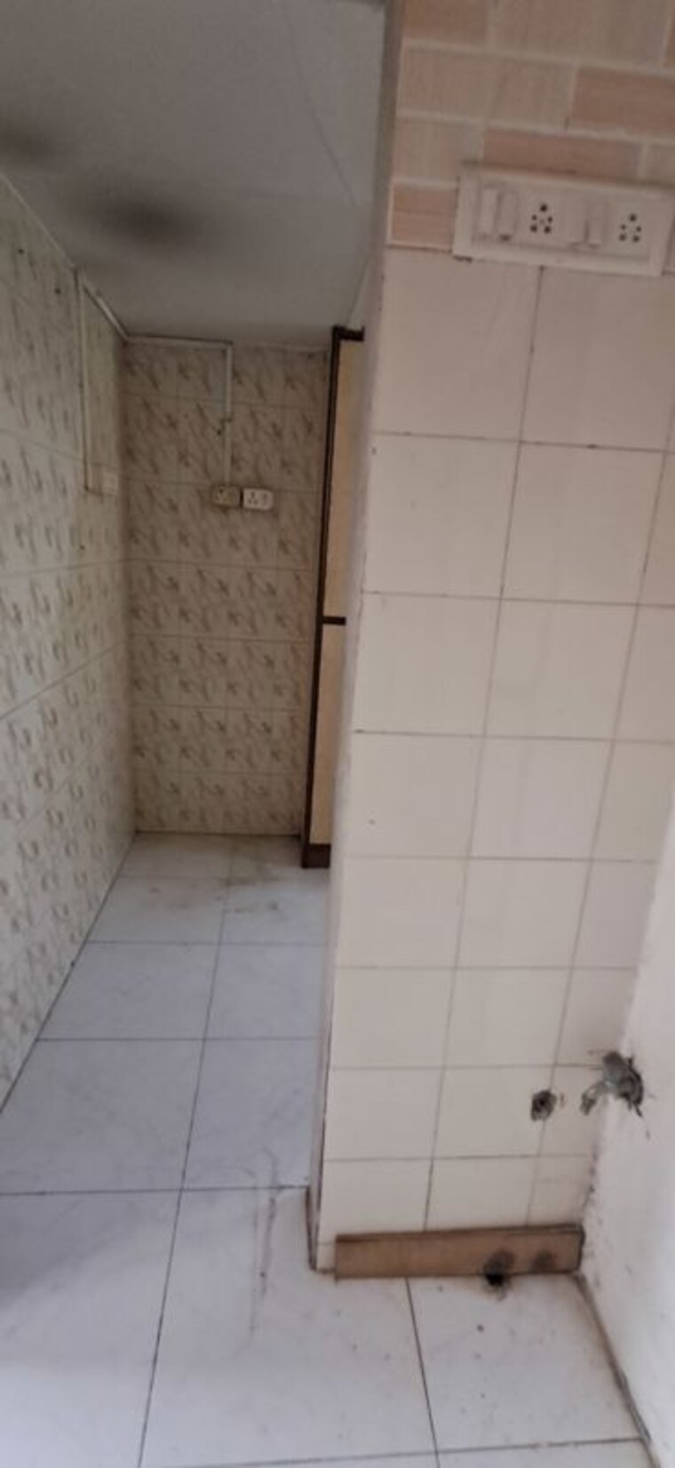 Bathroom, malad-apartment 1 Bedroom 450 Sq.Ft. Apartment In Malad West Mumbai 10725818