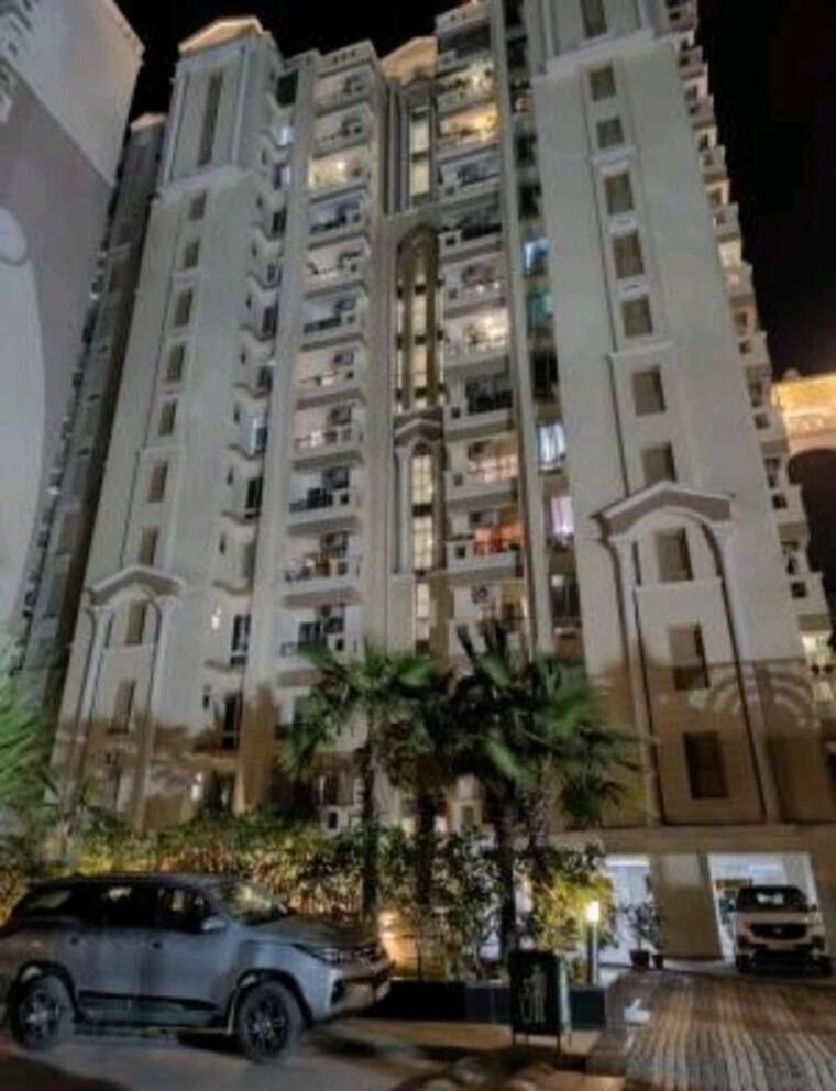 Exterior View, amar shaheed path 3 Bedroom 1900 Sq.Ft. Apartment In Amar Shaheed Path Lucknow 10725822