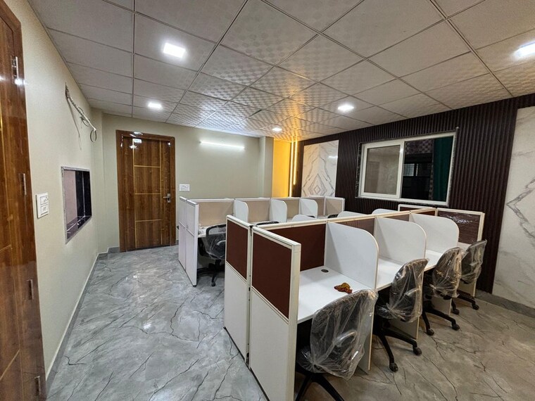Team Area, dwarka mor Commercial Office Space in IT/SEZ 140 Sq.Yd. In Dwarka Mor Delhi 10725848