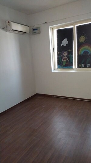 Room in 2.5 BHK Apartment at Vatika Seven Lamps, Sector 82 – for Sale
