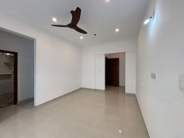 Room, richmond town 2 Bedroom 1200 Sq.Ft. Apartment In Richmond Town Bangalore 10725897