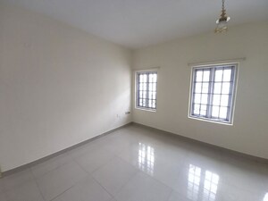 Room in 2 BHK Apartment at Richmond Town – for Rent