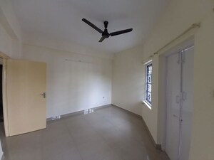 Room in 2 BHK Apartment at Richmond Town – for Rent