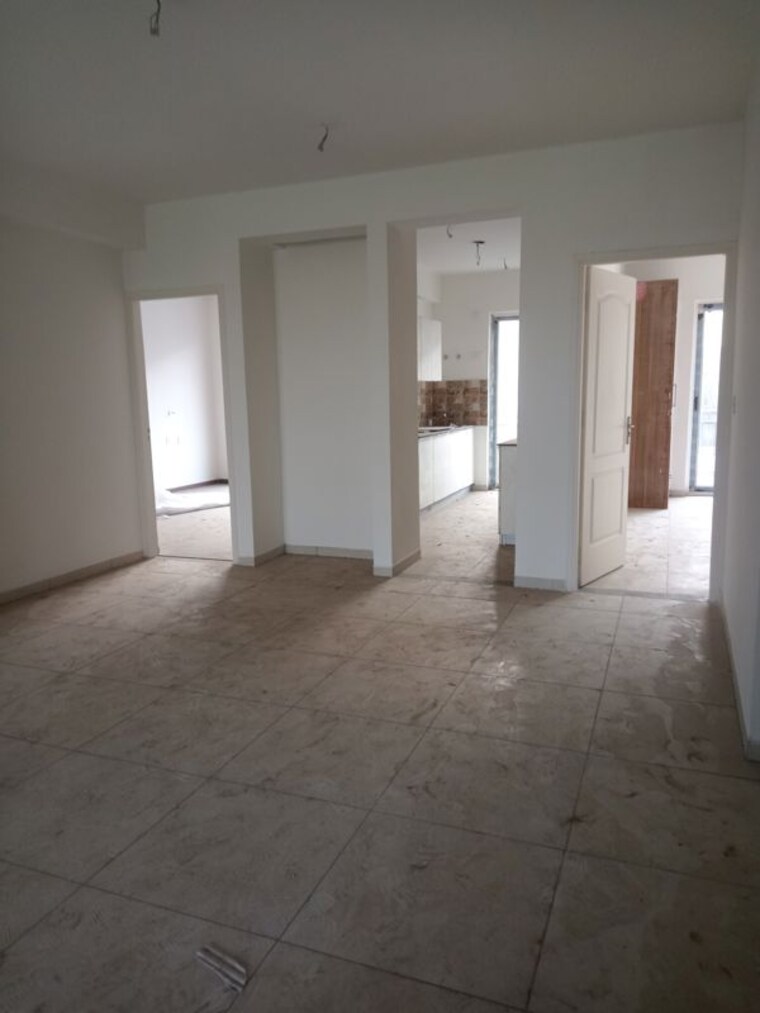 Room, sushma-valencia 3 Bedroom 250 Sq.Yd. Apartment In International Airport Road Zirakpur 10725919