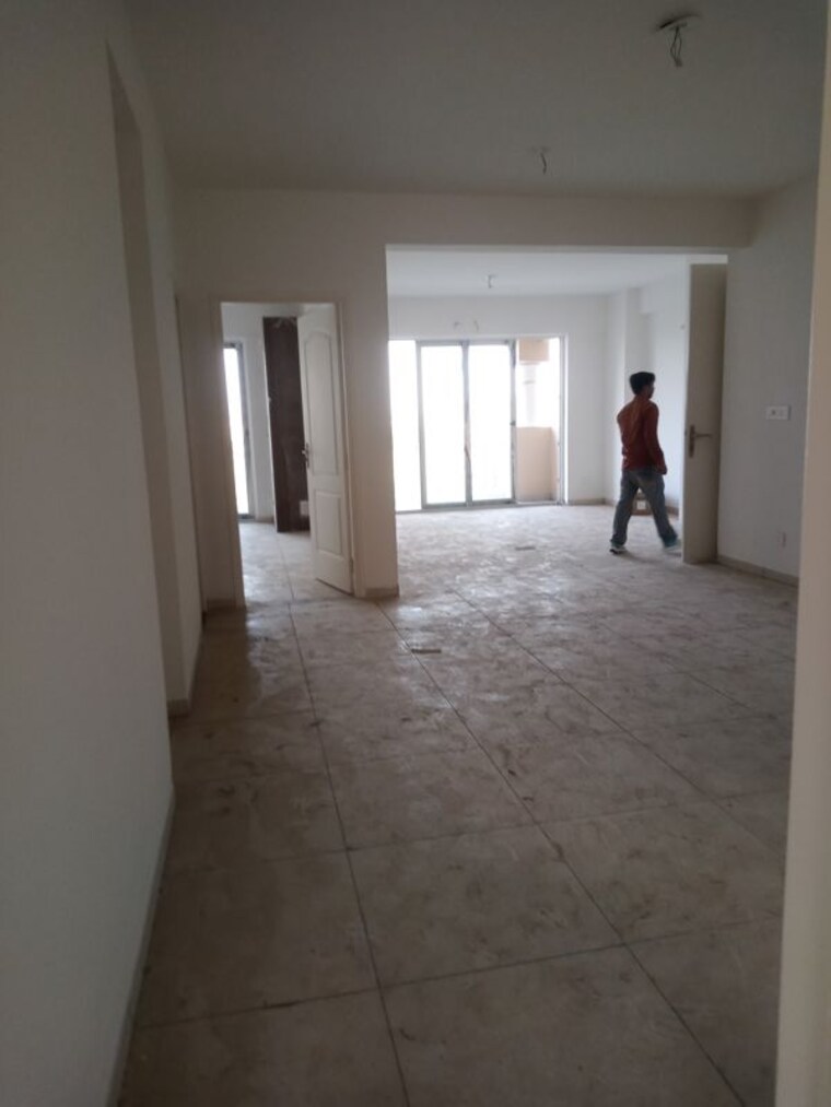 Room, sushma-valencia 3 Bedroom 250 Sq.Yd. Apartment In International Airport Road Zirakpur 10725919